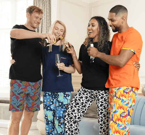 Great Balls of Fire - Men's Long Pyjamas Set (T-Shirt & Trousers)