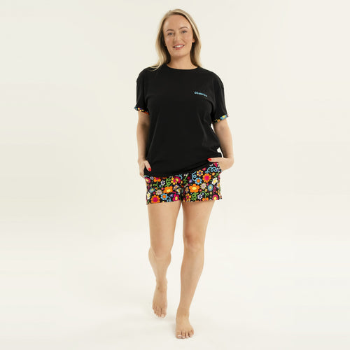 Petal Power - Women's Short Pyjamas Set (T-Shirt & Shorts)