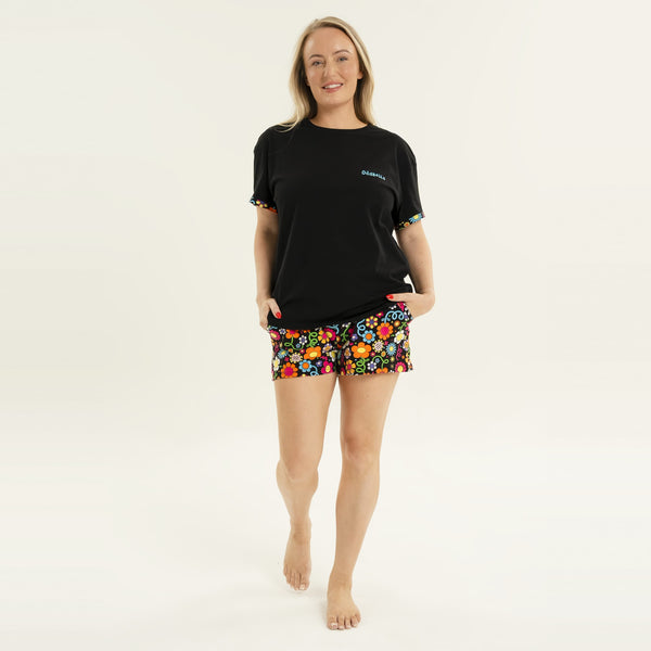 Petal Power - Women's Short Pyjamas Set (T-Shirt & Shorts)