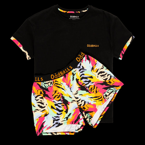 Wild Thing - Women's Short Pyjamas Set (T-Shirt & Shorts)